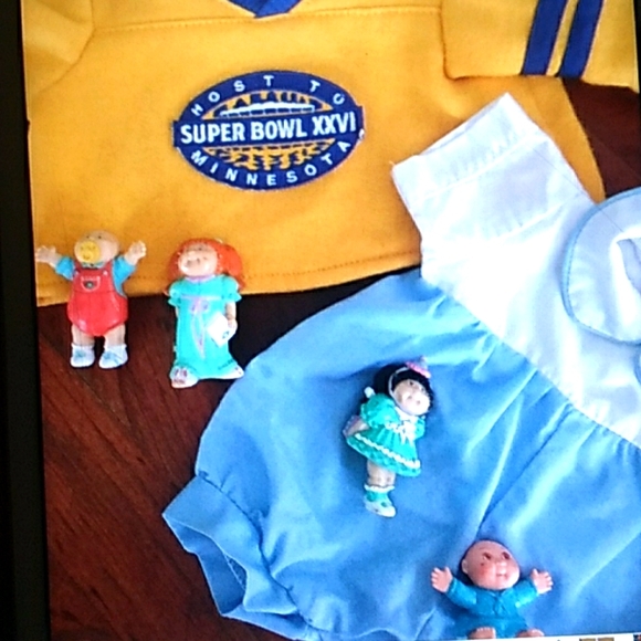 🧸 CHILDS Vintage Book Choice of Three Shown - Picture 7 of 16